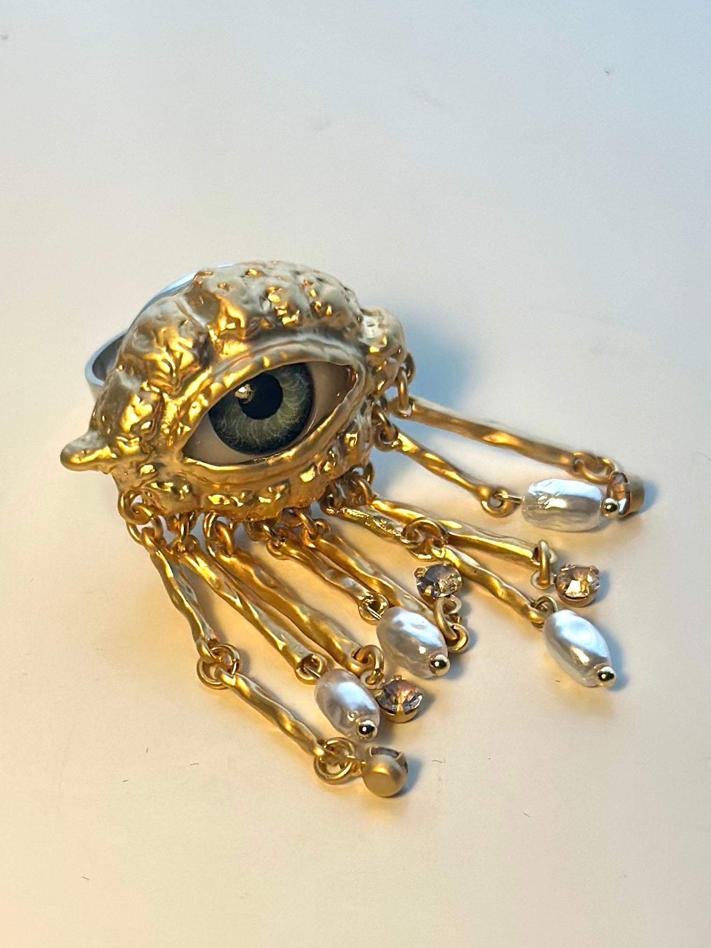 Unique Eye Motif Crystal and Natural Pearl Dangle Ring 18k Gold | Tsukuba Jewlry